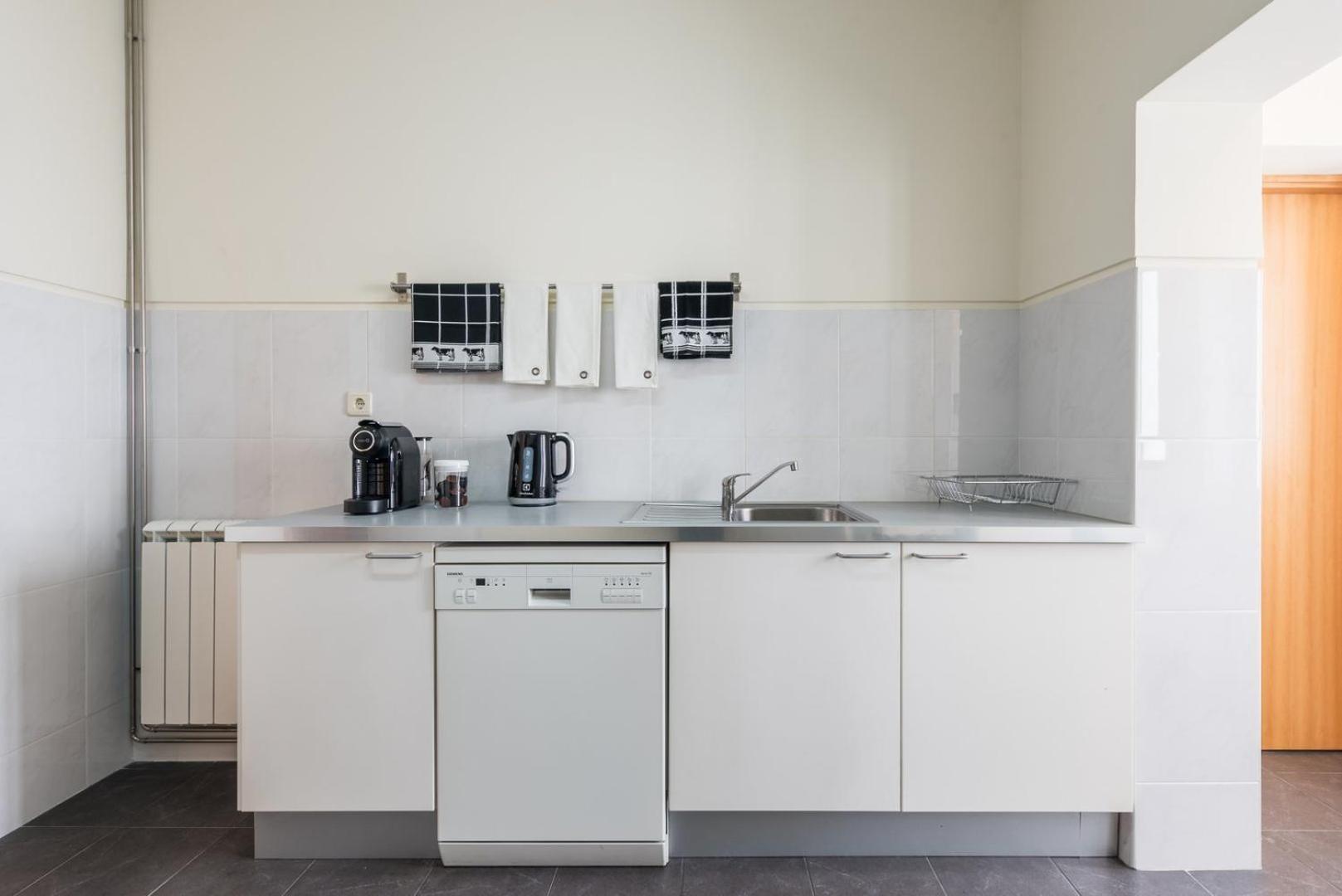 Appartamento Guestready - Warm Cocoa Retreat In Cedofeita OOporto Esterno foto